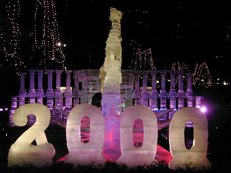 ice2000.JPG (44014 bytes)